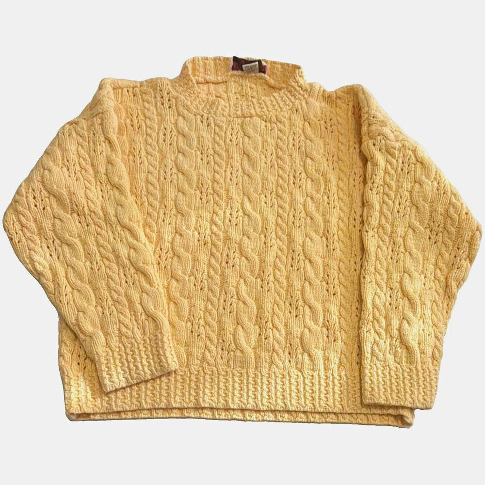 Vintage 80s/90s "in resource" Butter Yellow Crewneck Cable-Knit Sweater Sz M